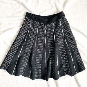 BCBG patterned winter circle black skirt